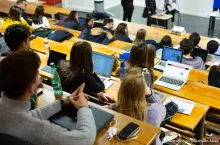 Partenariat entre l'université Paris 2, l'École de la deuxième chance et Le Cap' RH