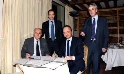 signature-convention-efb-llm-copyright.jpg